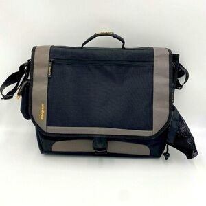 Targus Laptop Bag